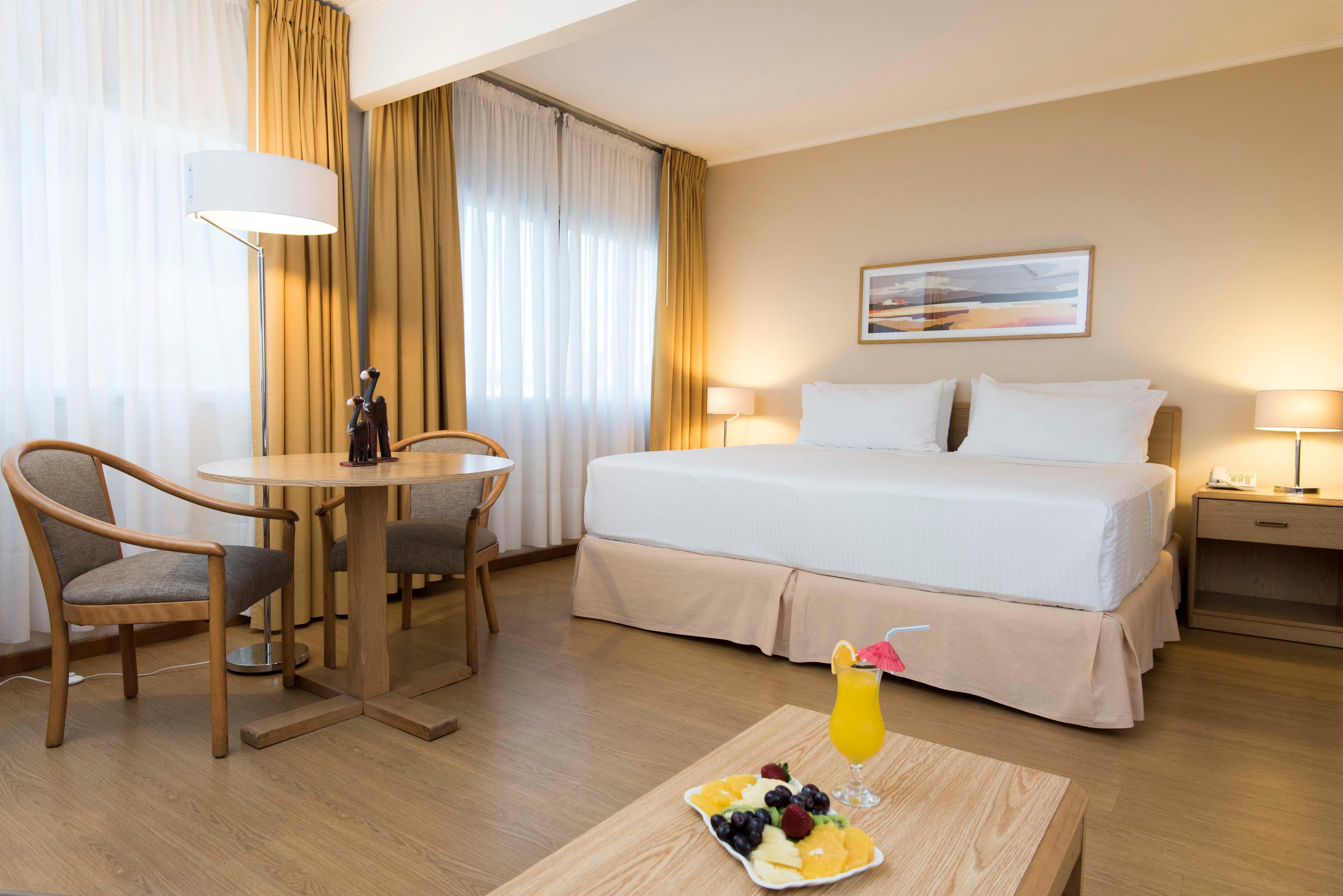 Holiday Inn Montevideo By Ihg Екстер'єр фото