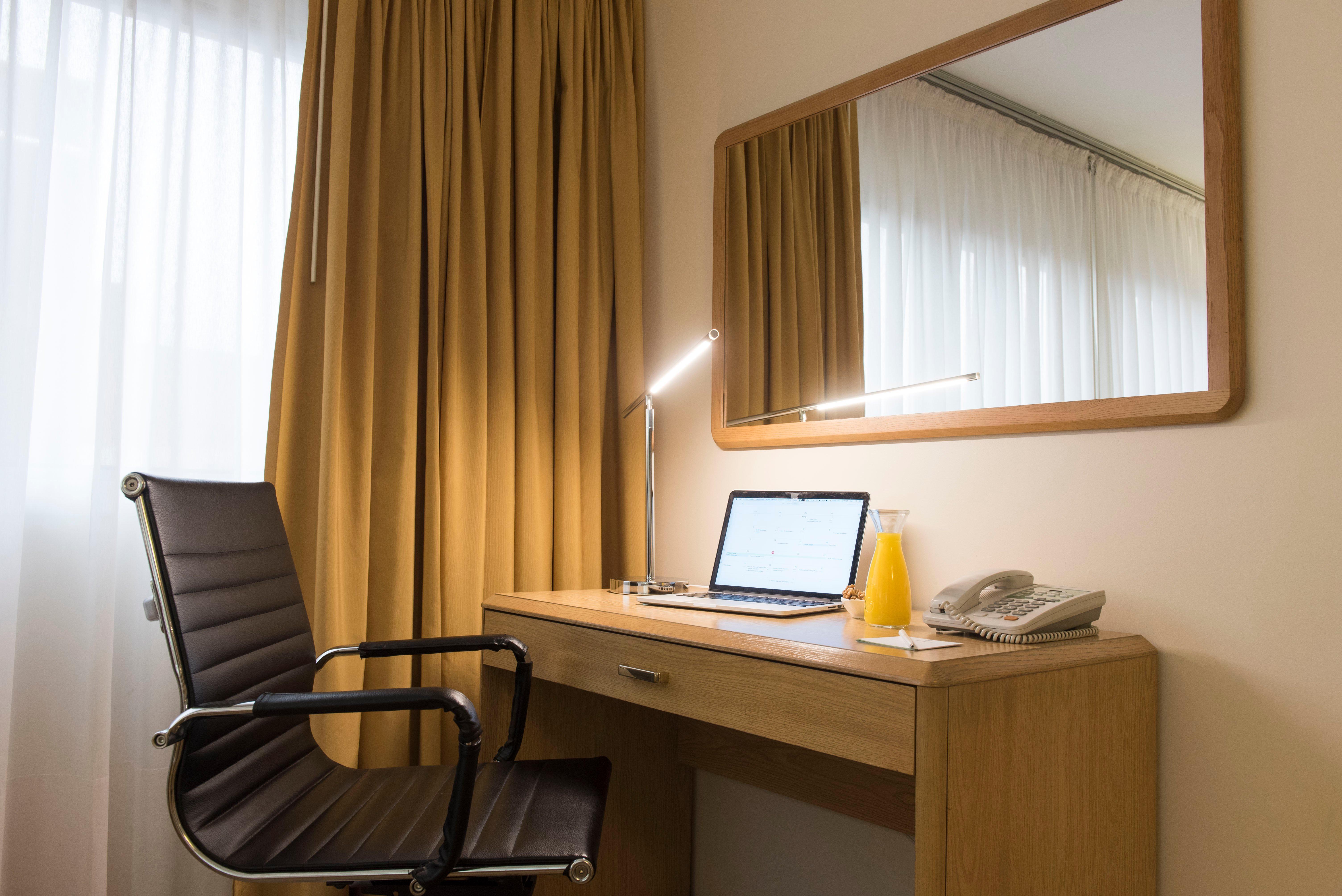Holiday Inn Montevideo By Ihg Екстер'єр фото