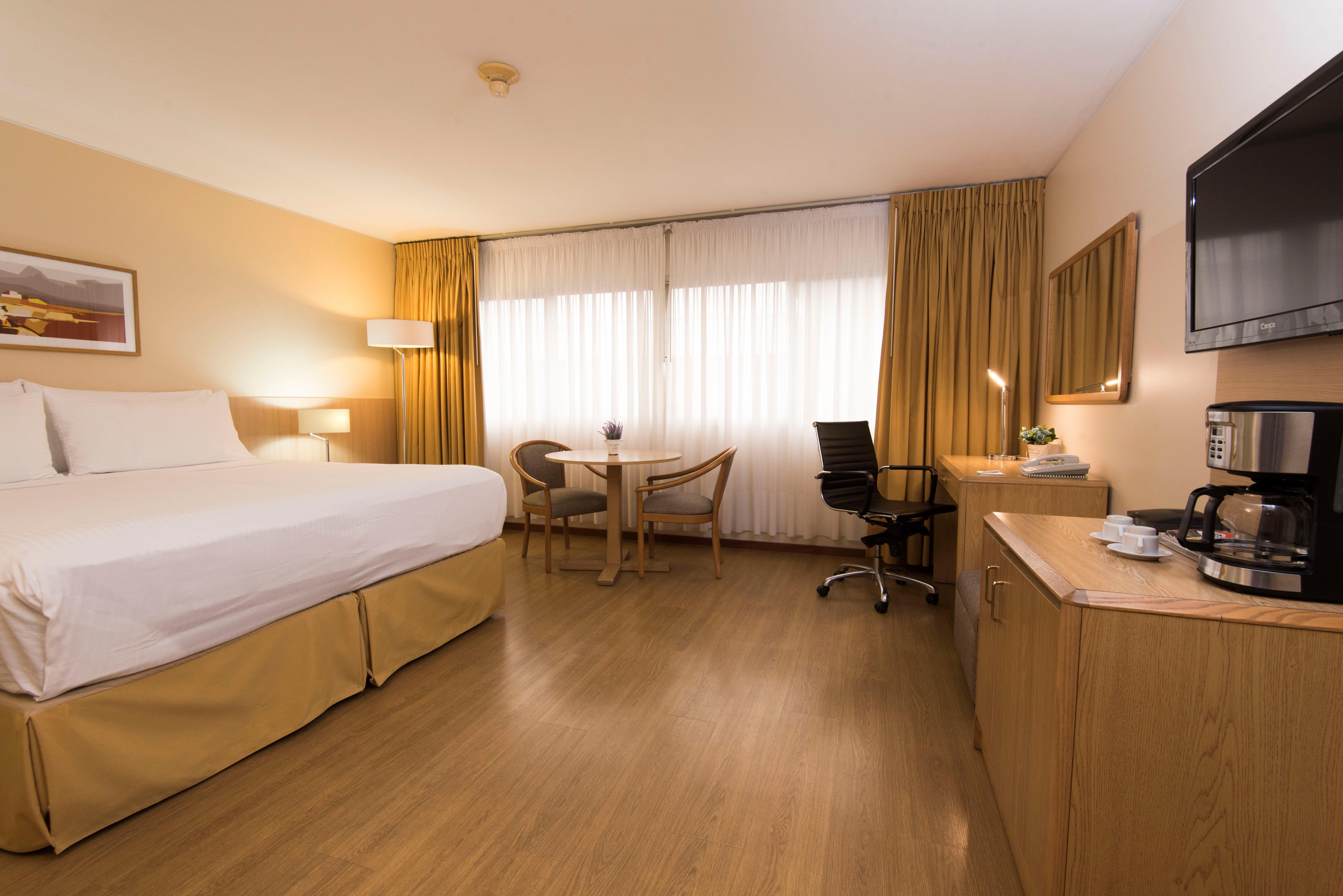 Holiday Inn Montevideo By Ihg Екстер'єр фото