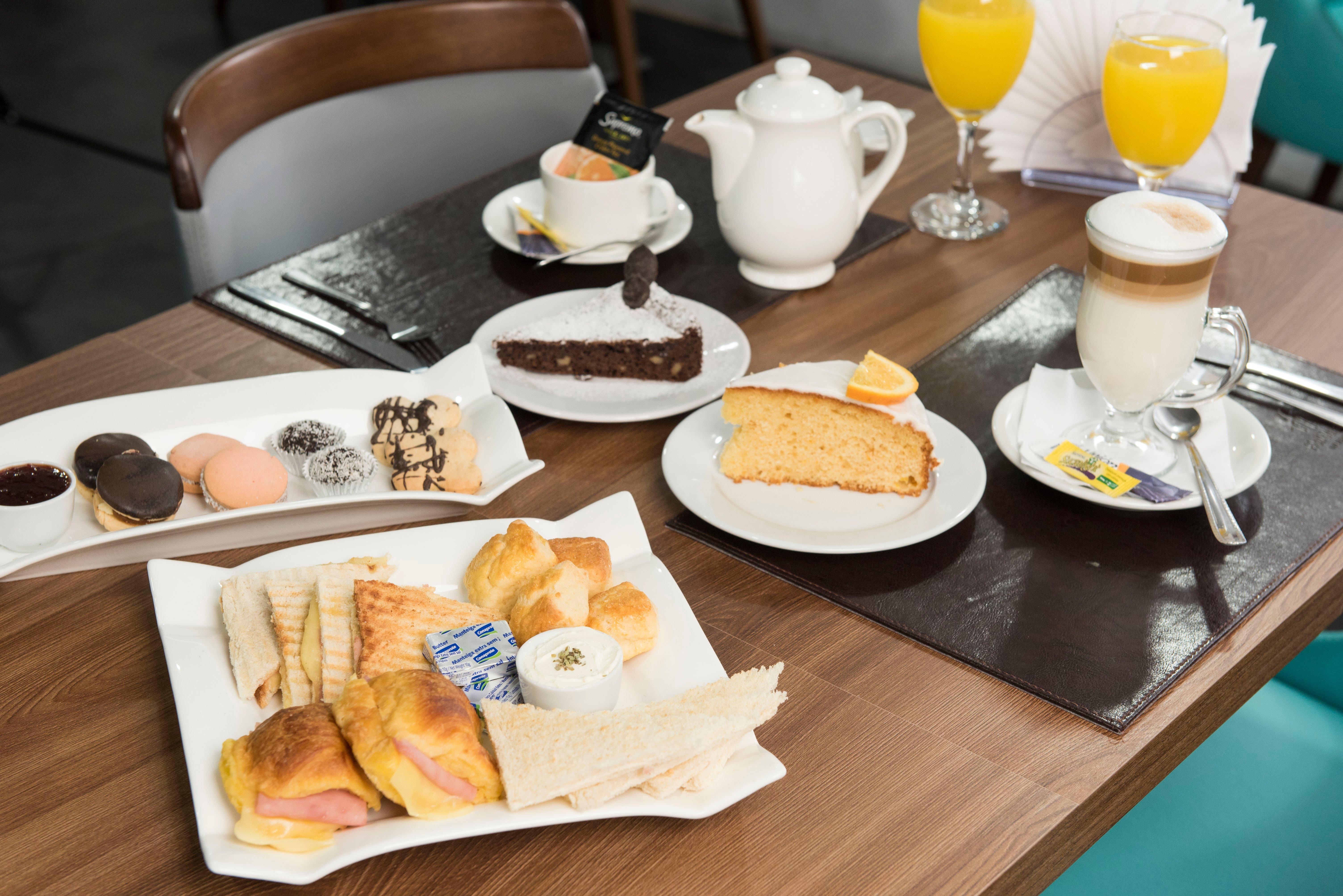 Holiday Inn Montevideo By Ihg Екстер'єр фото